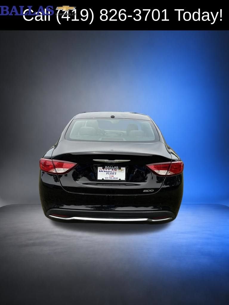 2015 Chrysler 200 Limited