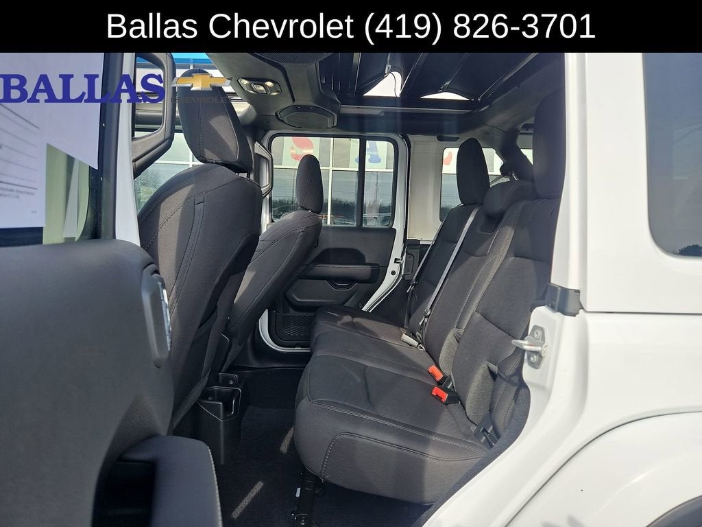 2022 Jeep Wrangler Unlimited Sahara