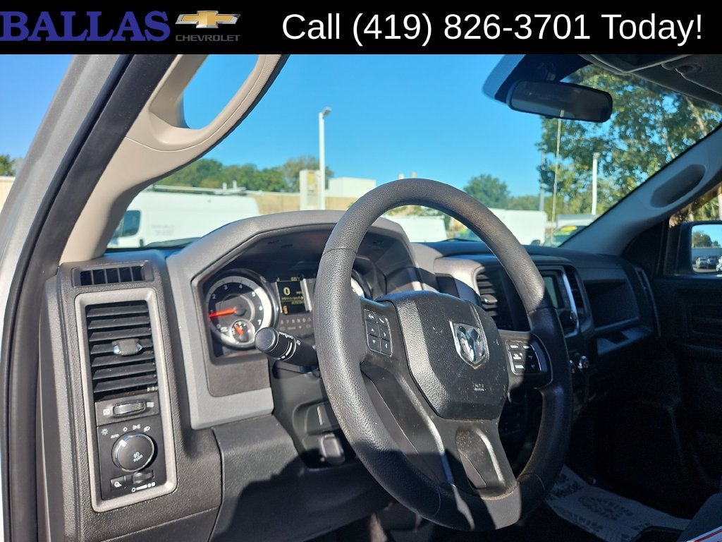 2018 RAM 1500 Express Crew Cab 4x4 5'7" Box