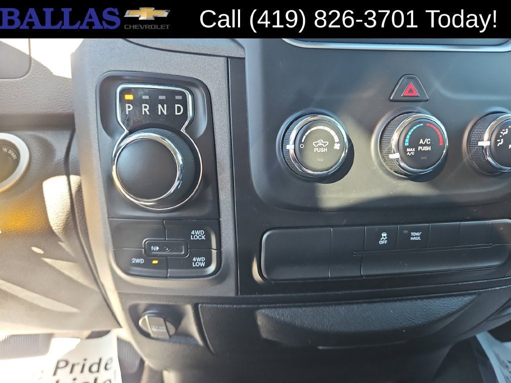 2018 RAM 1500 Express Crew Cab 4x4 5'7" Box