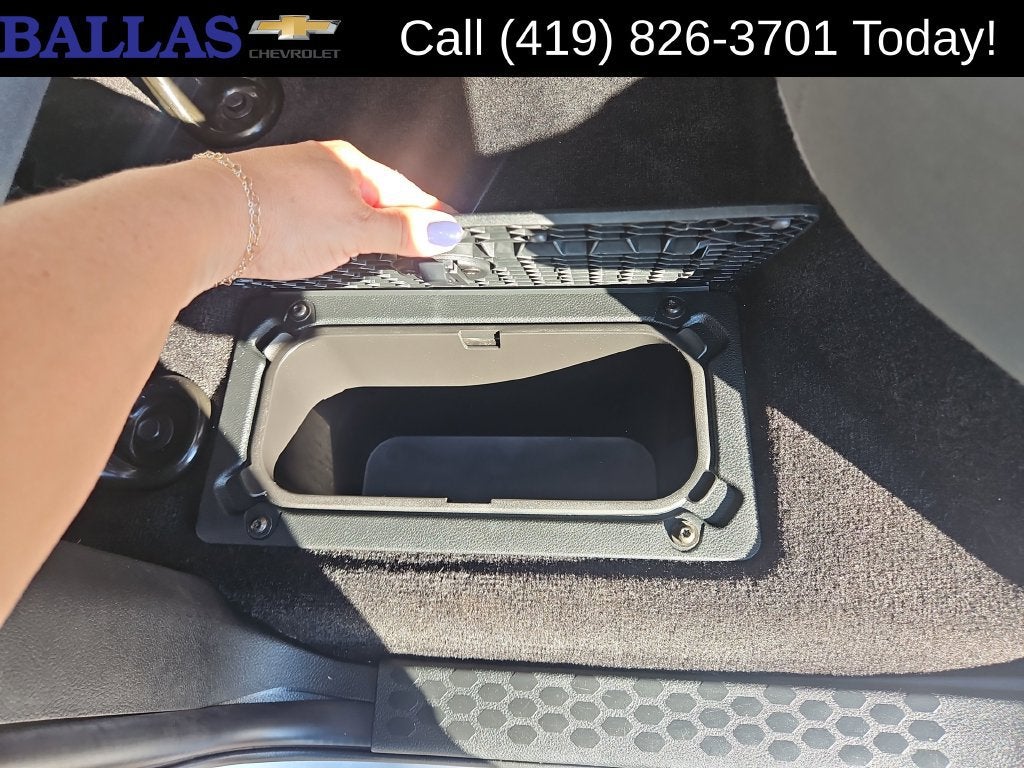 2018 RAM 1500 Express Crew Cab 4x4 5'7" Box