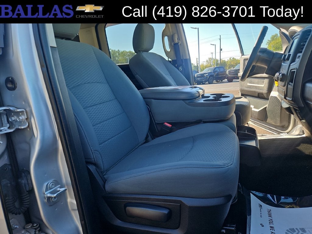2018 RAM 1500 Express Crew Cab 4x4 5'7" Box