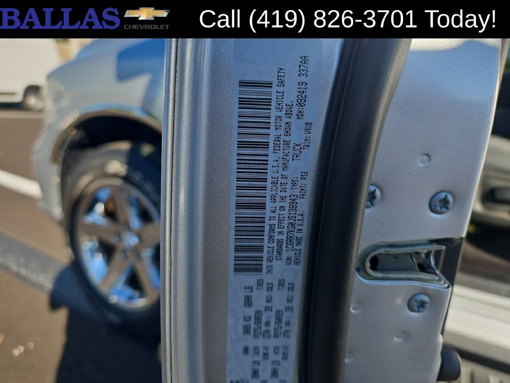 2018 RAM 1500 Express Crew Cab 4x4 5'7" Box