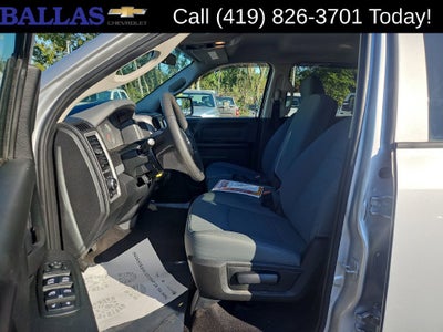 2018 RAM 1500 Express Crew Cab 4x4 5'7" Box
