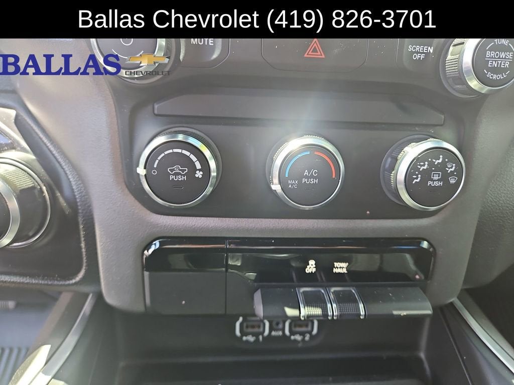 2021 RAM 1500 Big Horn Crew Cab 4x4 5'7" Box