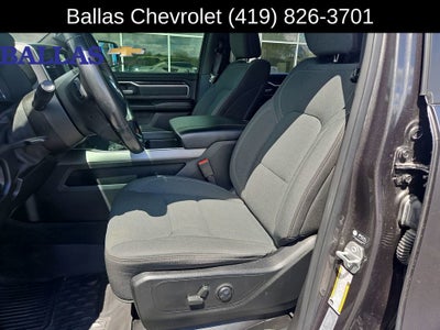 2021 RAM 1500 Big Horn Crew Cab 4x4 5'7" Box