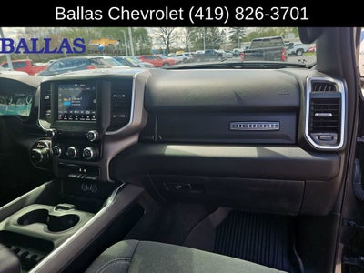2021 RAM 1500 Big Horn Crew Cab 4x4 5'7" Box