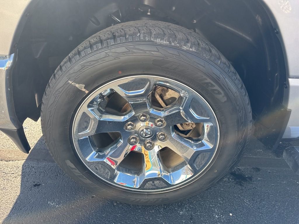 2020 RAM 1500 Big Horn Crew Cab 4x4 5'7" Box