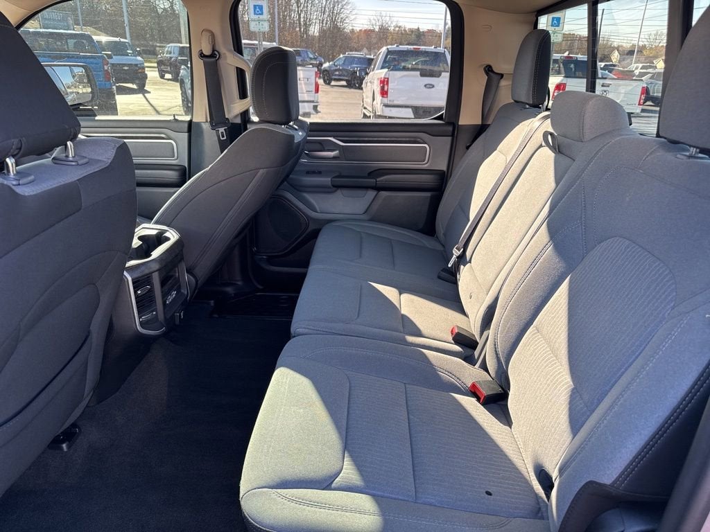 2020 RAM 1500 Big Horn Crew Cab 4x4 5'7" Box