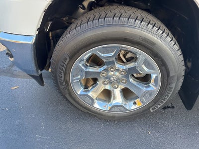 2019 RAM 1500 Big Horn/Lone Star Crew Cab 4x4 5'7" Box