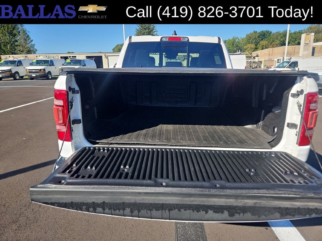 2022 RAM 1500 Laramie Crew Cab 4x4 5'7" Box