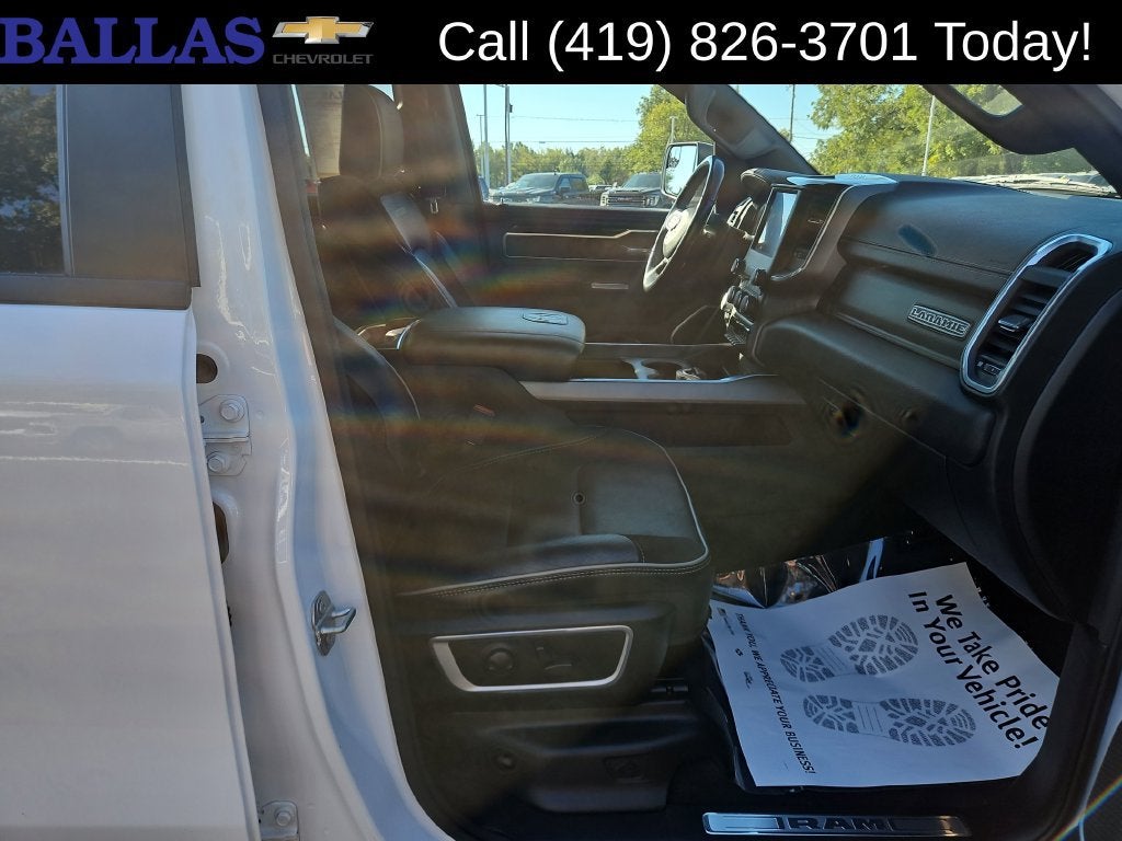 2022 RAM 1500 Laramie Crew Cab 4x4 5'7" Box