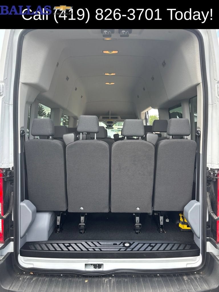 2018 Ford Transit Passenger Wagon XL