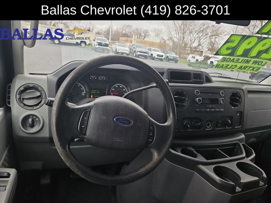 2011 Ford E-350 Super Duty XLT