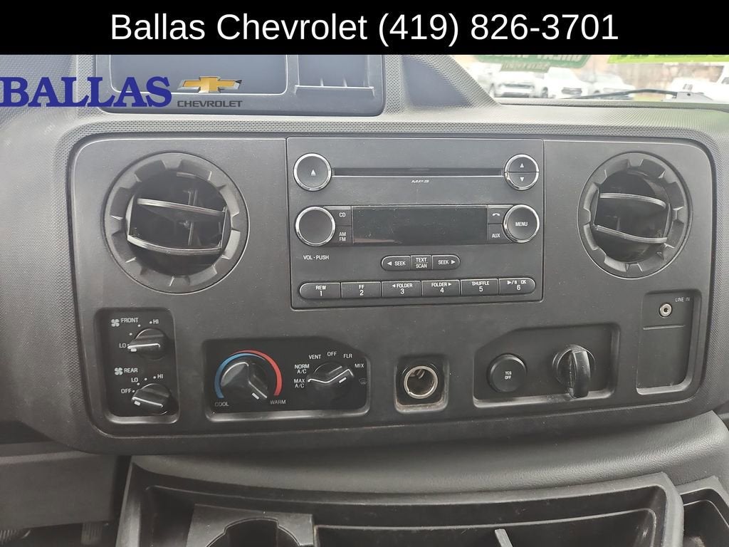 2011 Ford E-350 Super Duty XLT