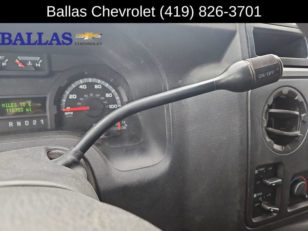 2011 Ford E-350 Super Duty XLT