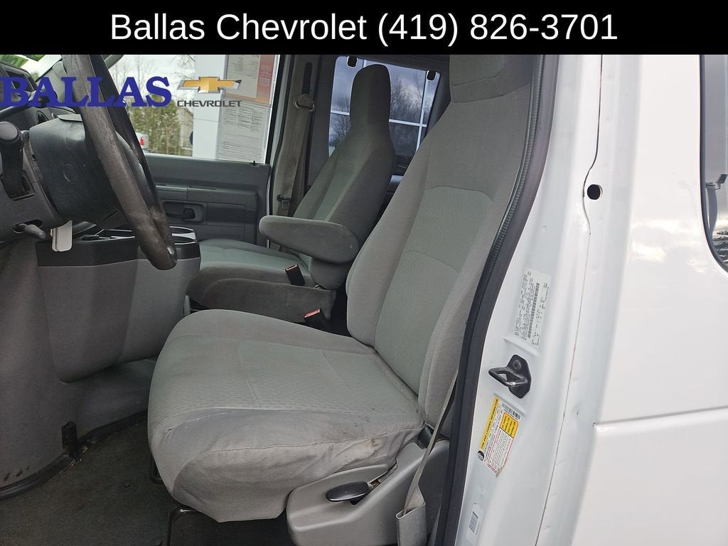 2011 Ford E-350 Super Duty XLT