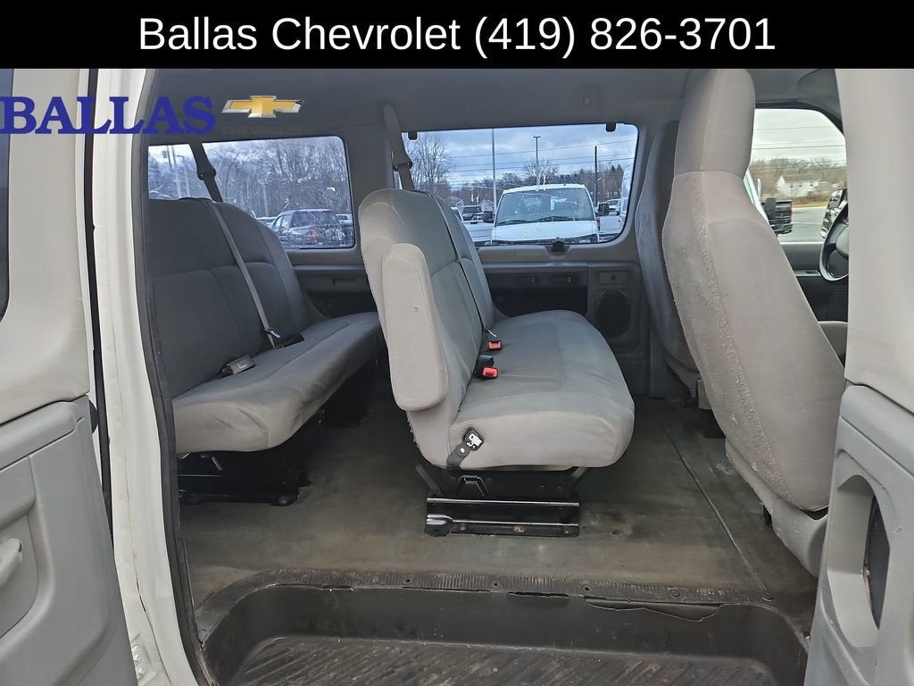 2011 Ford E-350 Super Duty XLT