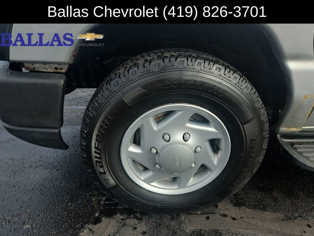 2011 Ford E-350 Super Duty XL