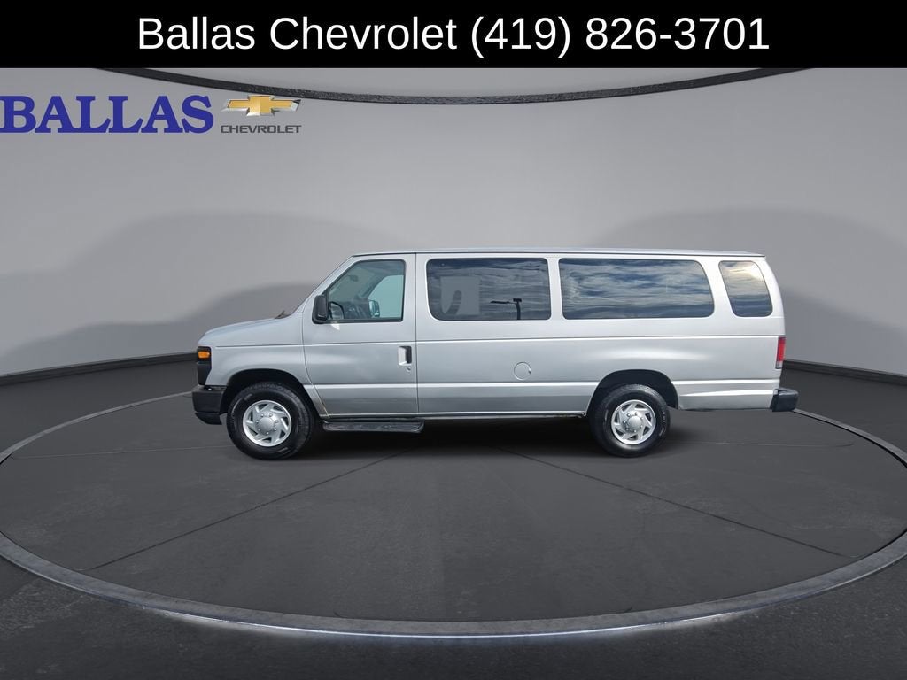 2011 Ford E-350 Super Duty XL