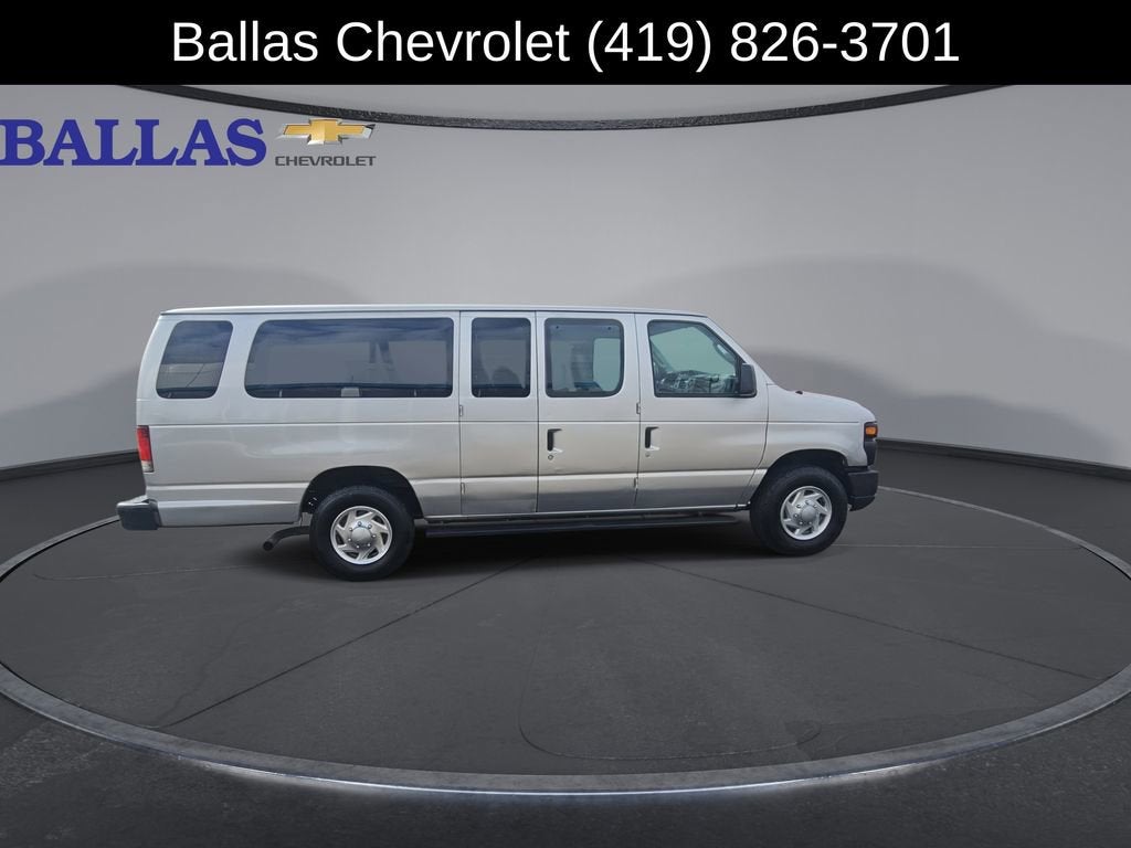 2011 Ford E-350 Super Duty XL