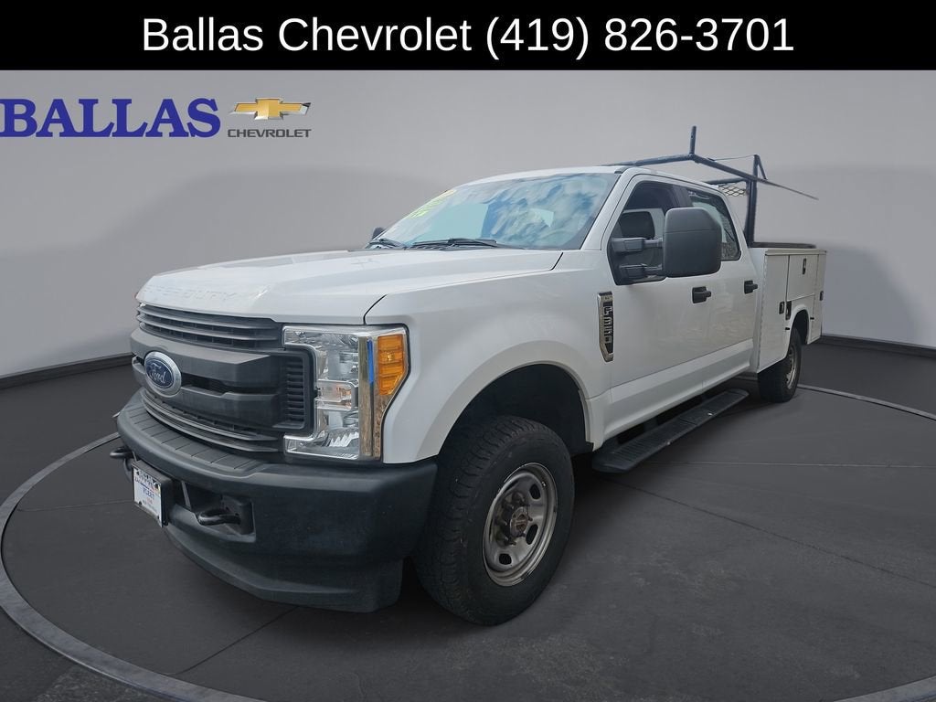 2017 Ford Super Duty F-350 SRW XL