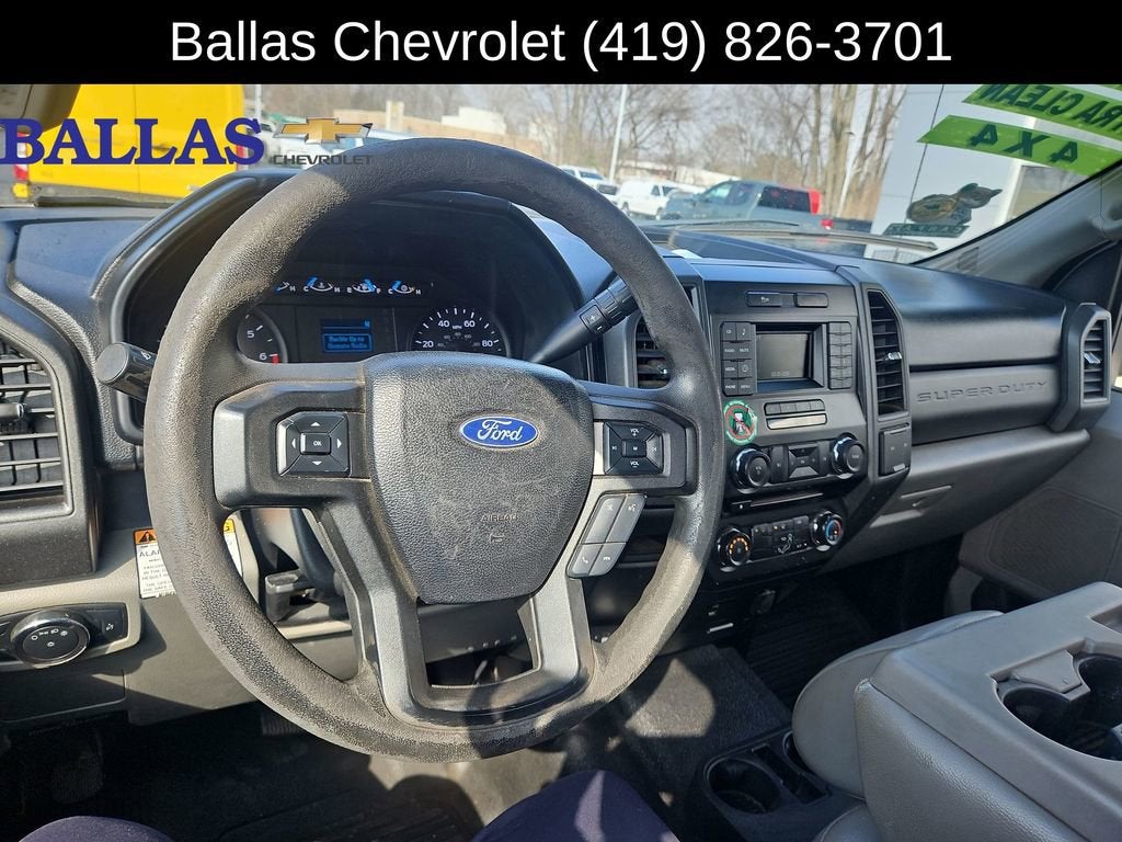 2017 Ford Super Duty F-350 SRW XL