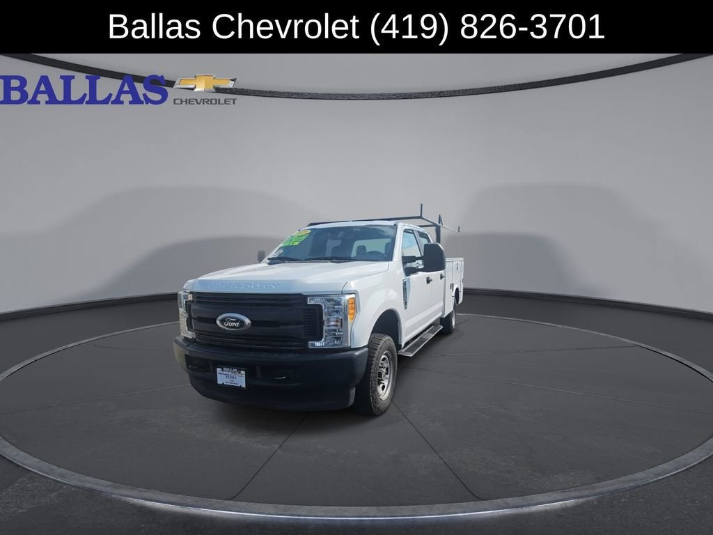 2017 Ford Super Duty F-350 SRW XL