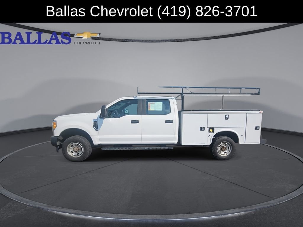 2017 Ford Super Duty F-350 SRW XL
