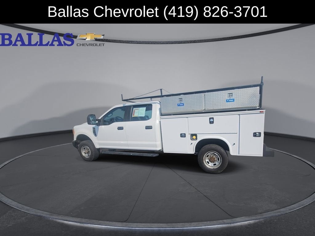 2017 Ford Super Duty F-350 SRW XL