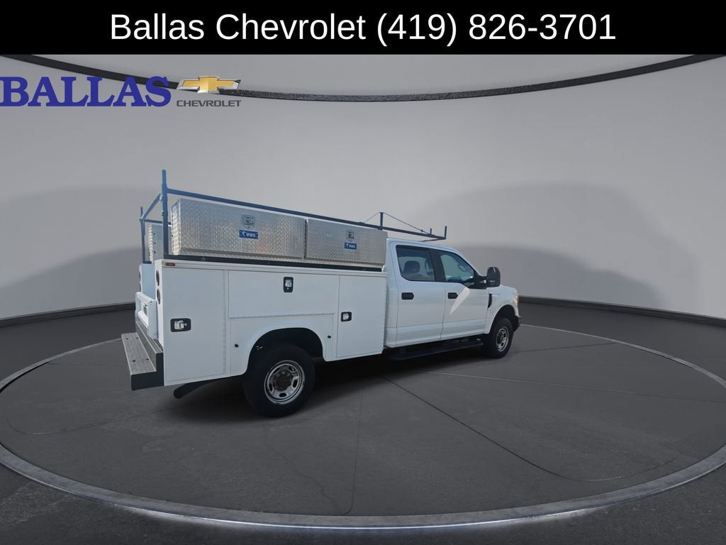 2017 Ford Super Duty F-350 SRW XL