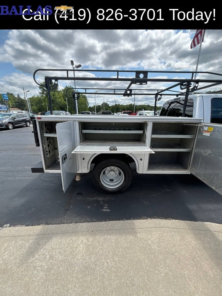 2015 Ford Super Duty F-350 DRW Lariat