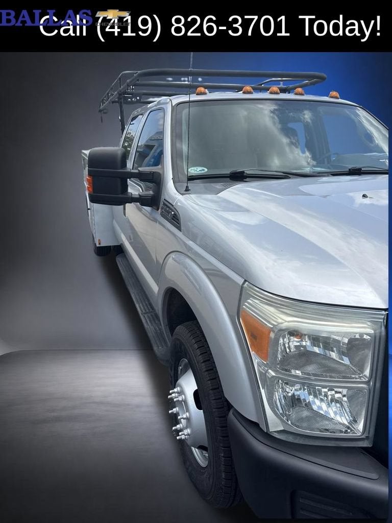 2015 Ford Super Duty F-350 DRW Lariat