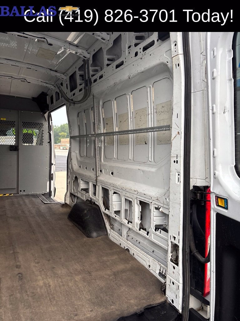 2015 Ford Transit Cargo Van T350