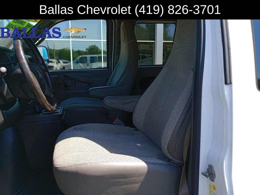 2017 Chevrolet Express Passenger 2500 LS