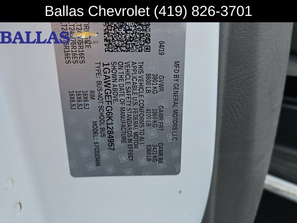 2019 Chevrolet Express Passenger 2500 LS