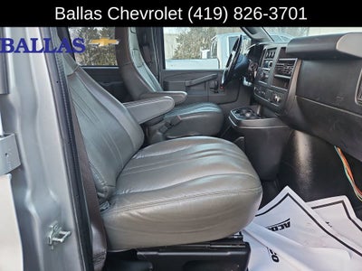 2017 Chevrolet Express Passenger 3500 LS