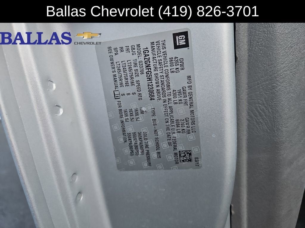 2017 Chevrolet Express Passenger 3500 LS