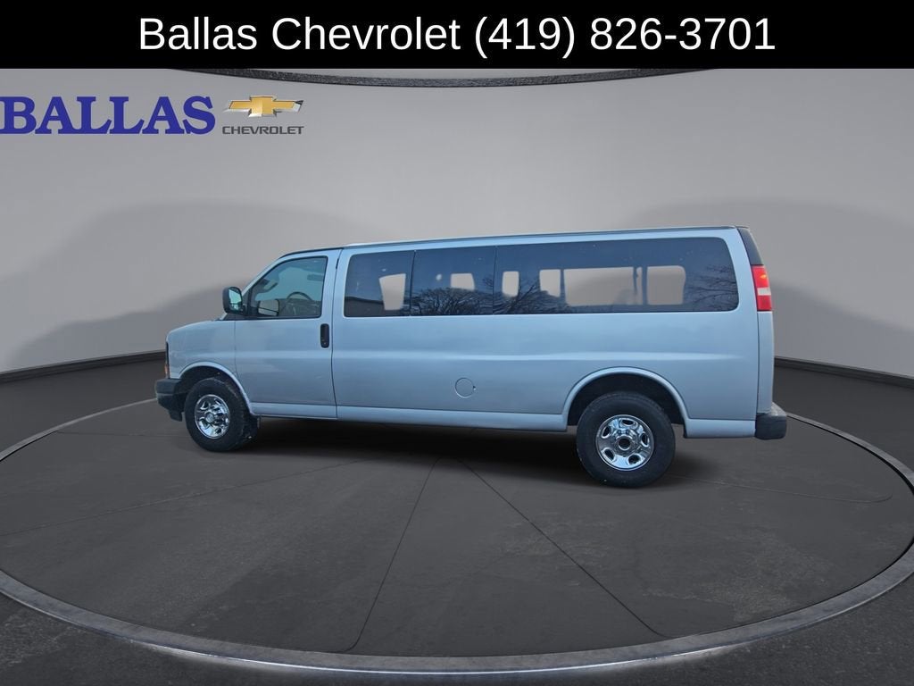 2017 Chevrolet Express Passenger 3500 LS