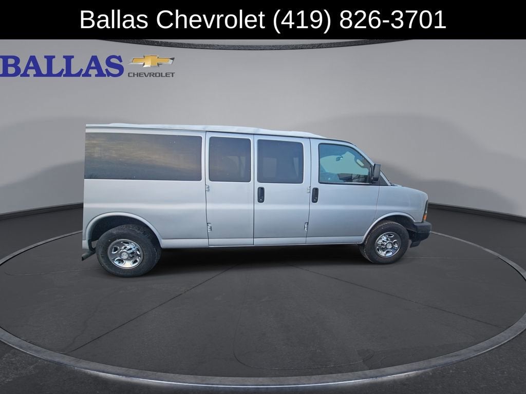 2017 Chevrolet Express Passenger 3500 LS