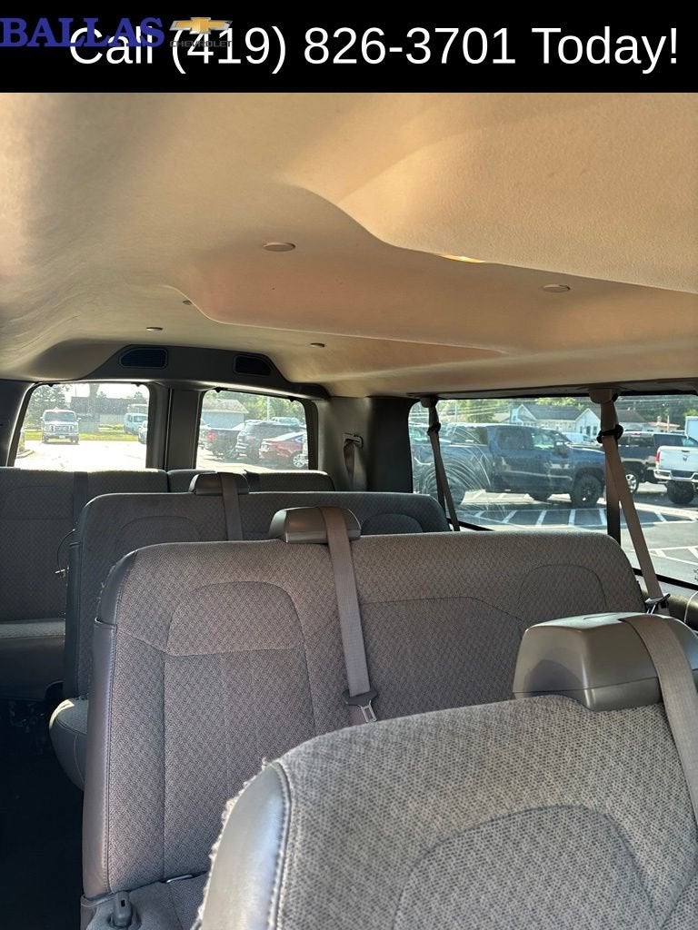 2019 Chevrolet Express Passenger 3500 LS