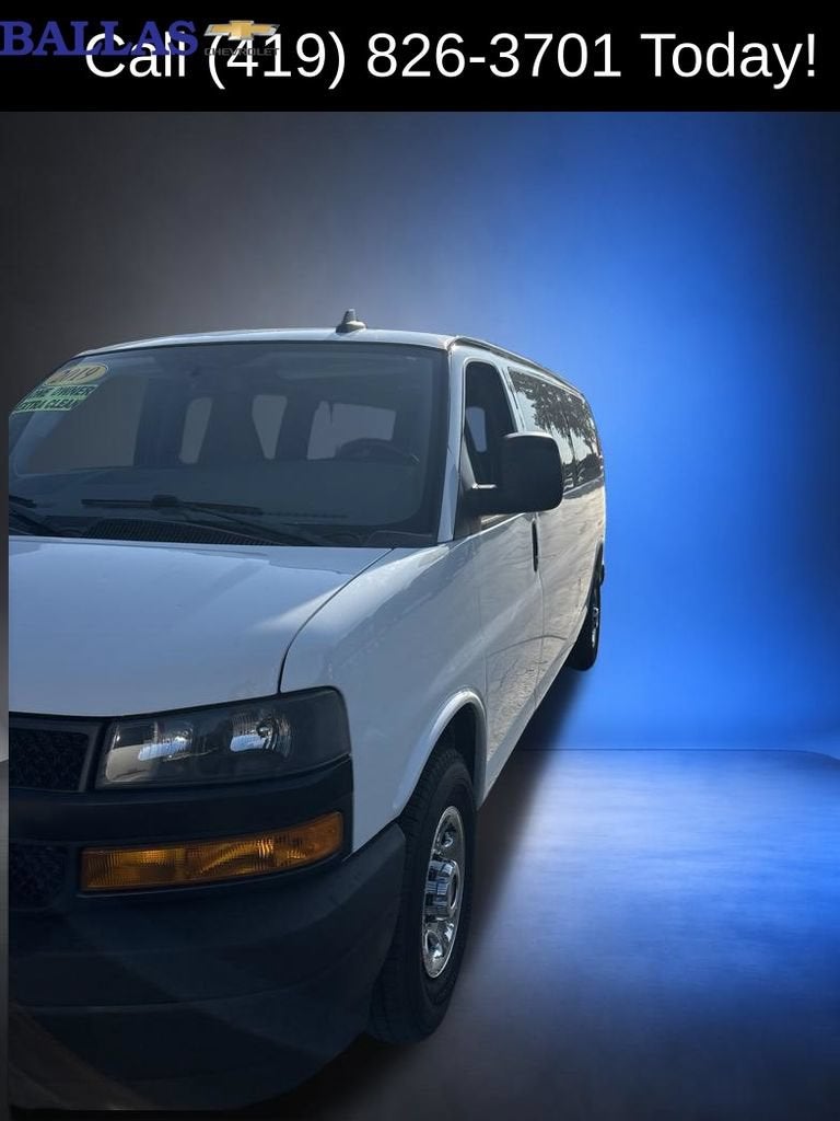 2019 Chevrolet Express Passenger 3500 LS
