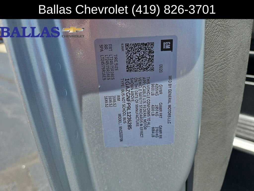 2020 Chevrolet Express Passenger 3500 LS