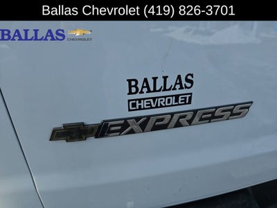 2024 Chevrolet Express Passenger 3500 1LT