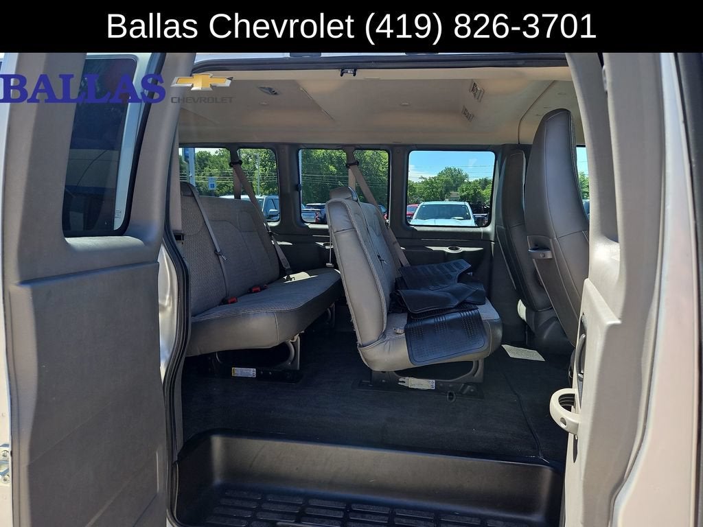 2018 Chevrolet Express Passenger 3500 LT