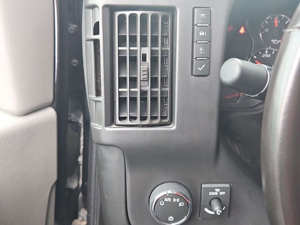 2017 Chevrolet Express Passenger 3500 LT