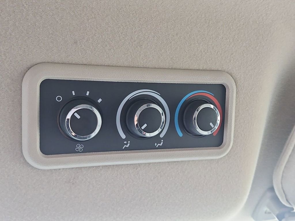 2017 Chevrolet Express Passenger 3500 LT