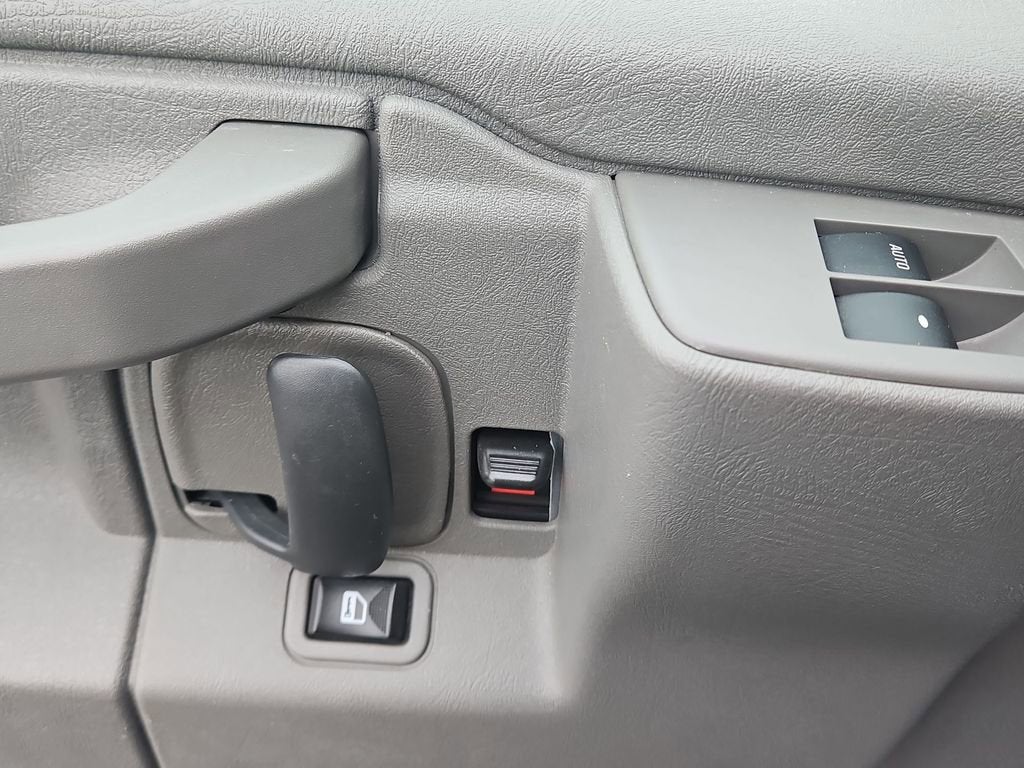 2017 Chevrolet Express Passenger 3500 LT