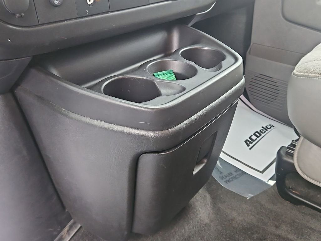 2017 Chevrolet Express Passenger 3500 LT