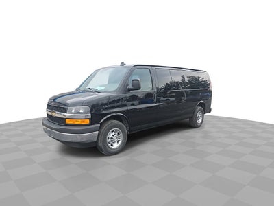 2017 Chevrolet Express Passenger 3500 LT